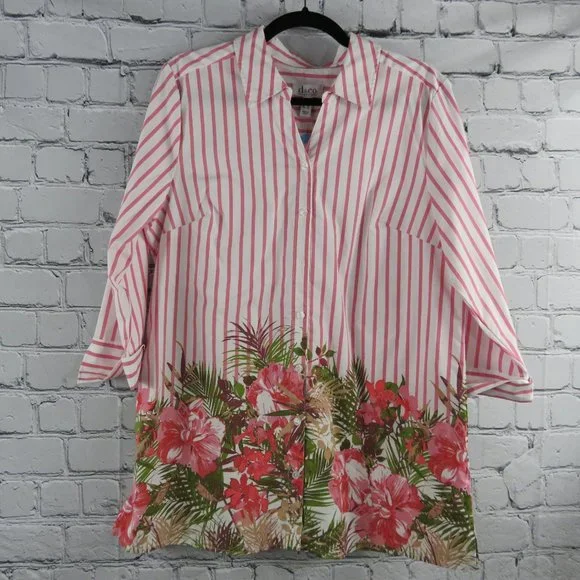 Women's Button Front Tunic w/ Border Print - Picture 2 of 5